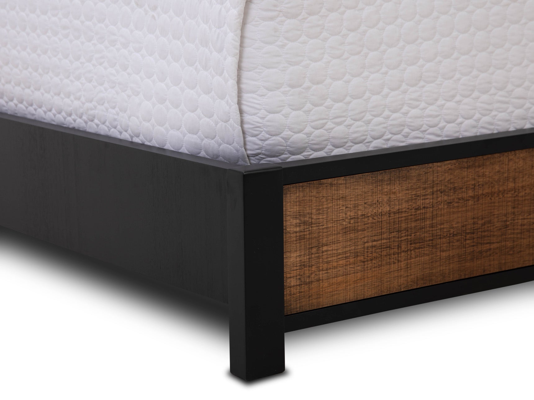 Cama Calabria C/Negro-Miel Wash