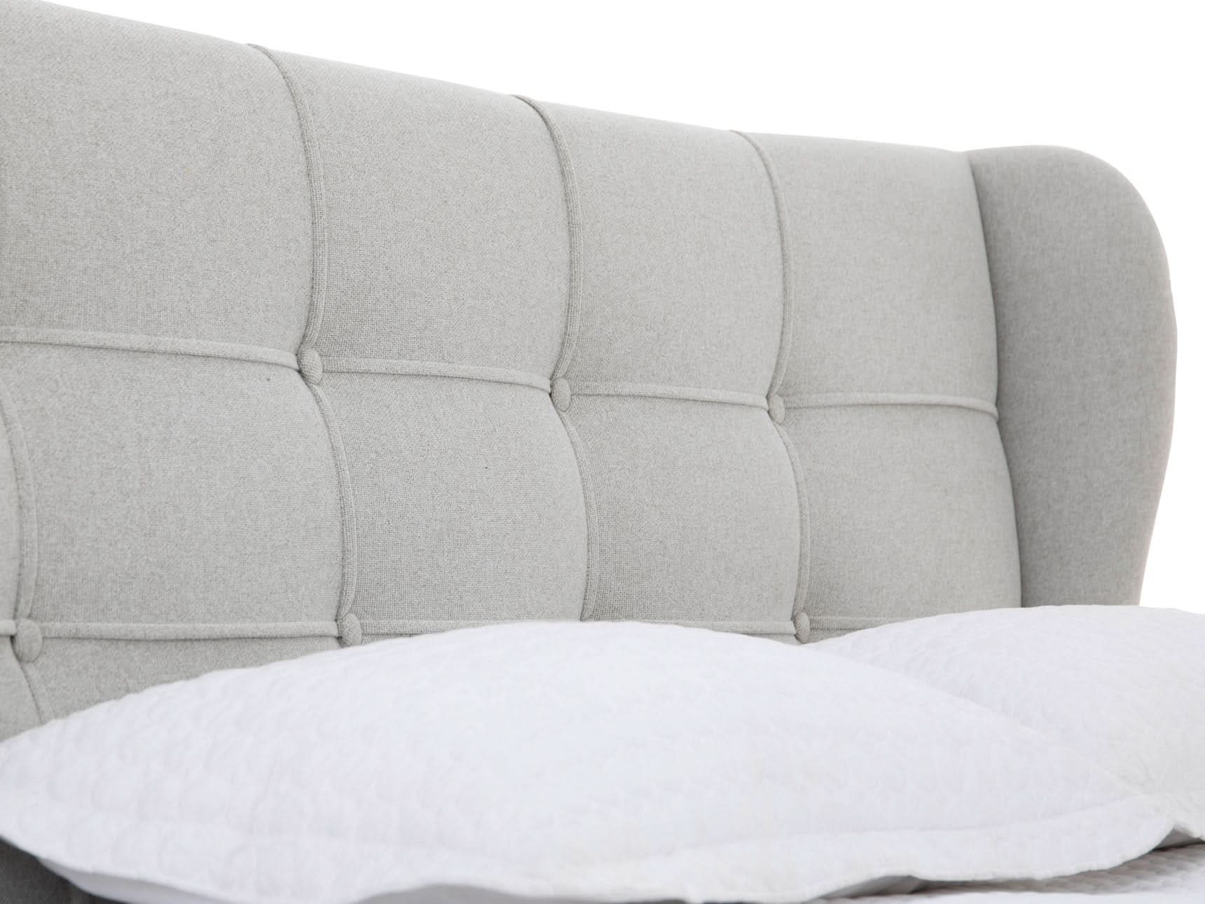 Cama Thompson Patas Metálicas 